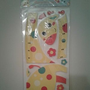 Cute Yellow Giraffe Growth Chart.